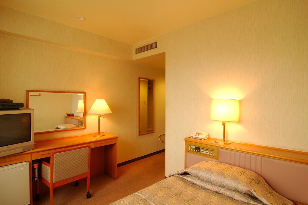Okayama Royal Hotel Zimmer foto